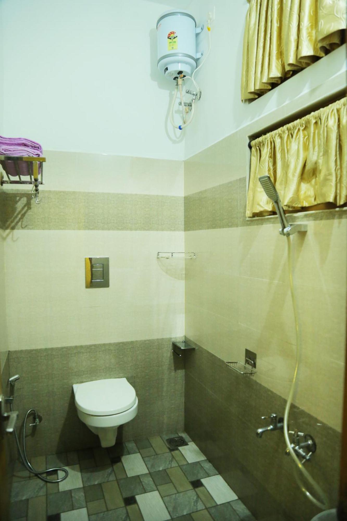 Snow Hills Resorts Thekkady Exterior photo