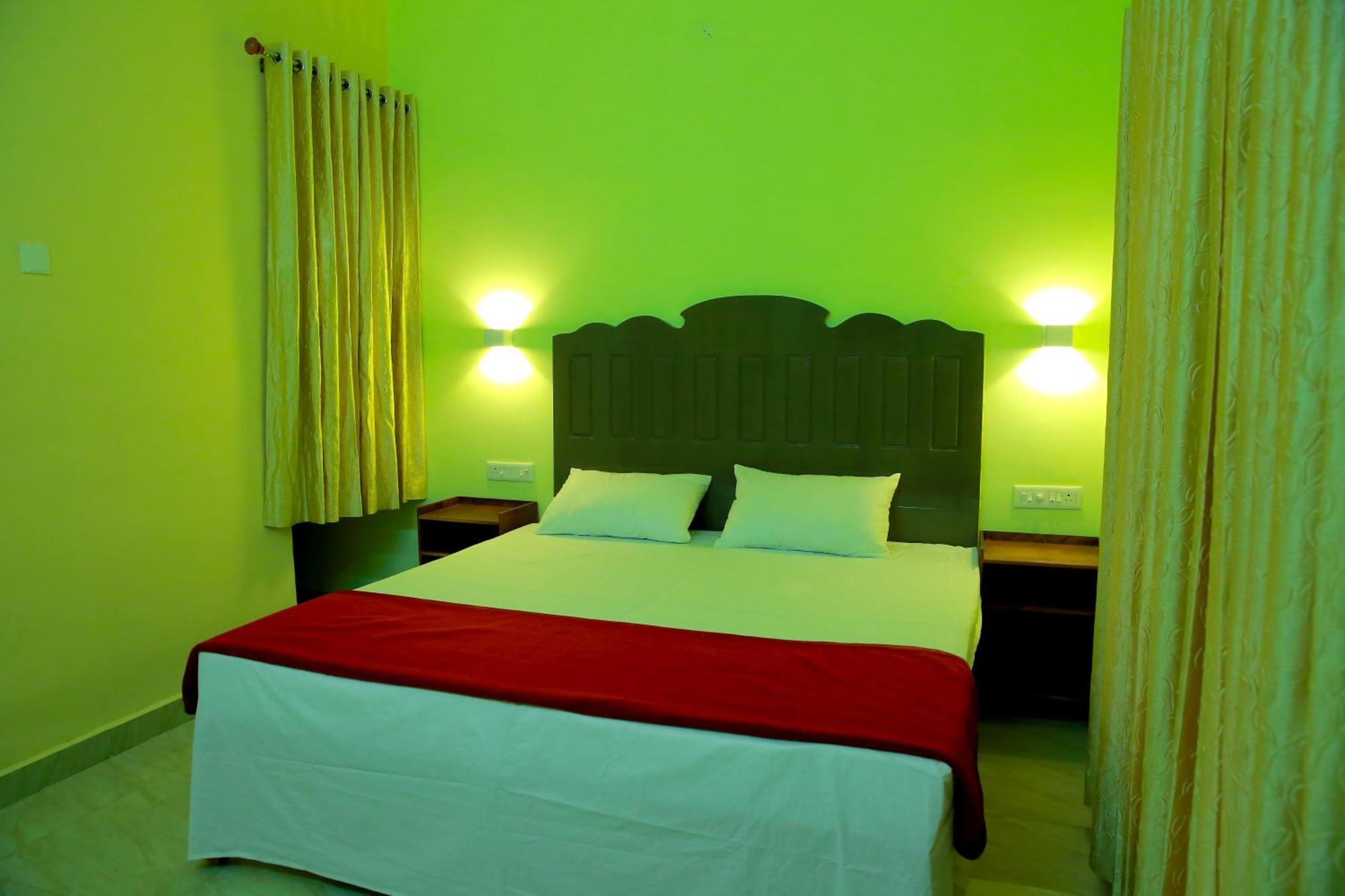 Snow Hills Resorts Thekkady Exterior photo